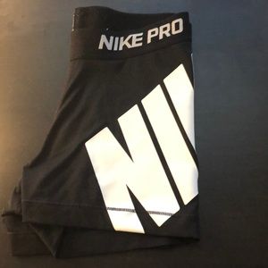 Black Nike Pro Shorts!